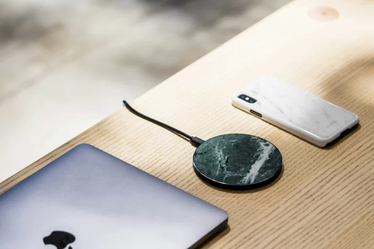 Wireless Chargers for a Clutter-Free Space